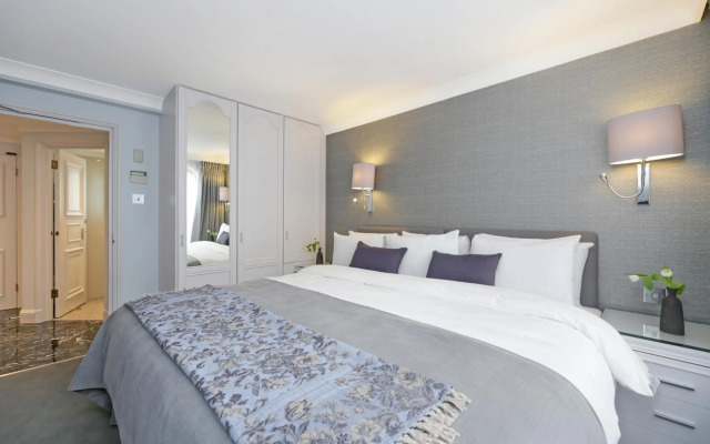 Mayfair House