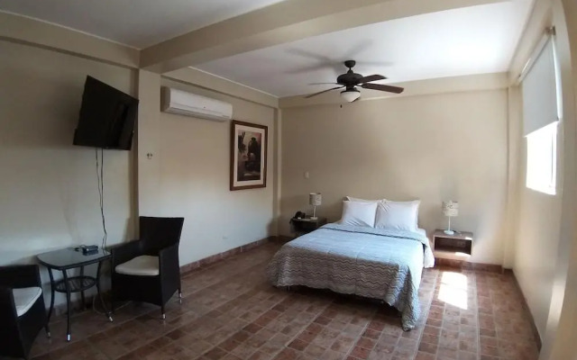 Hotel El Huacachinero
