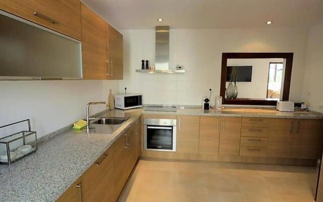 Beautiful Penthouse Near Beach