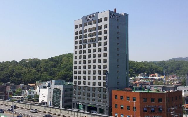 Cs Premier Hotel