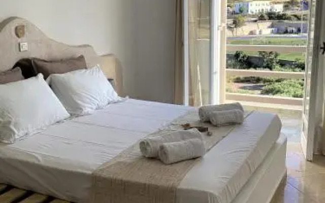 Milos Dream Life