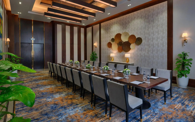 FLC Halong Bay Golf Club & Luxury Resort