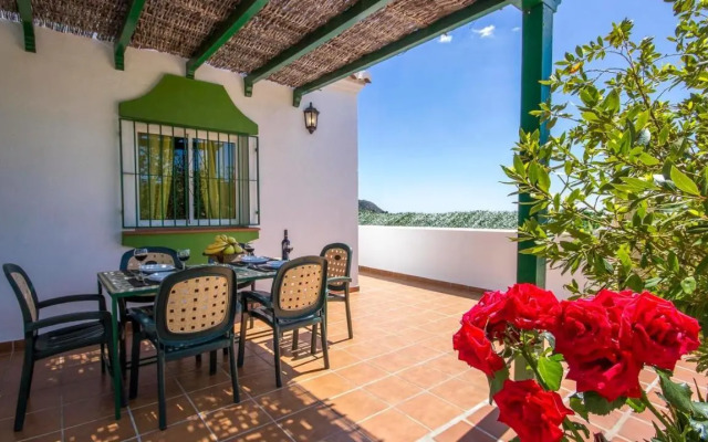 Cortijo Albaricoque Frigiliana by Ruralidays