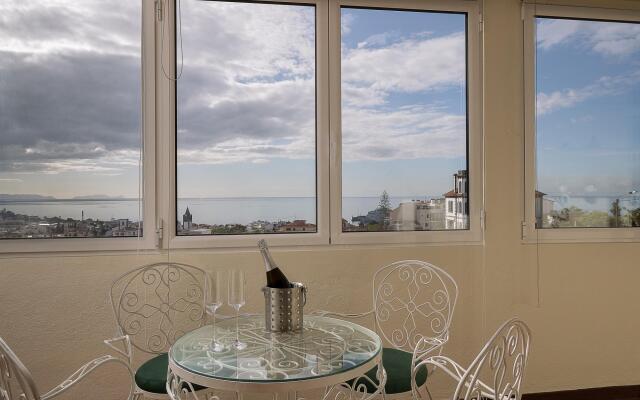 Funchal Window City Center by Madeira Sun Travel