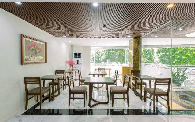 New Century Hotel Cau Giay