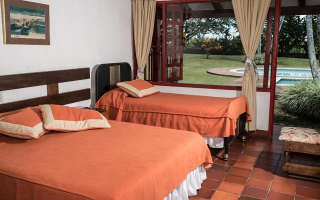 Finca Hotel El Rosario