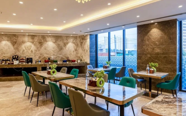 Saltstayz Premier - Manesar & Sector 86