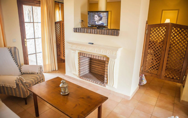 Estudios Turisticos Bahia Sur
