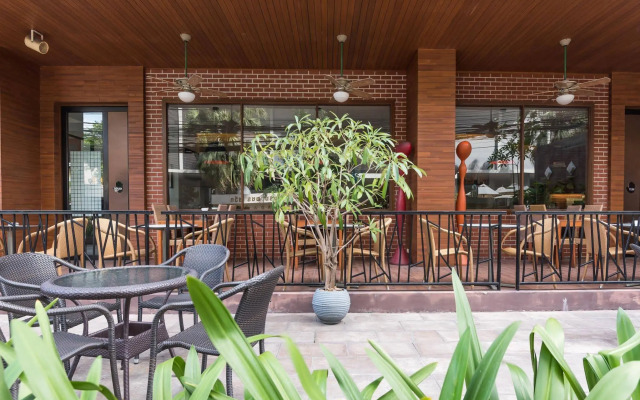 Dynasty Grande Hotel