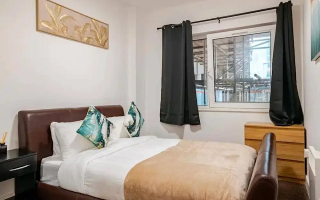 2bed Apt - City Centre With Balcony - Sleeps 6