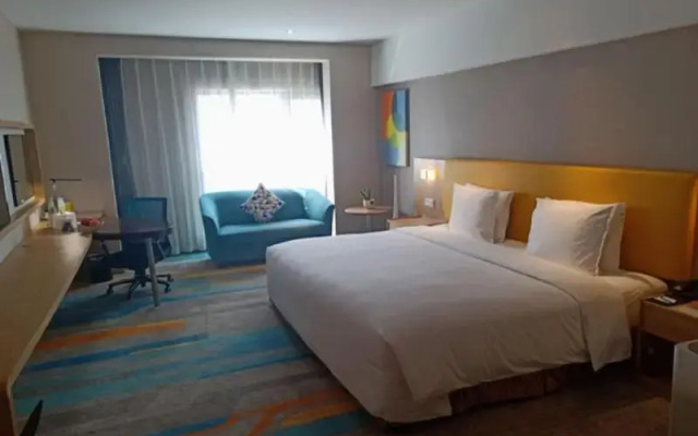 Holiday Inn Express Xian Qujiang Center