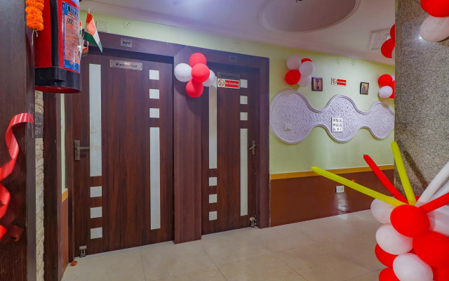 FabExpress Superior Nesh Inn