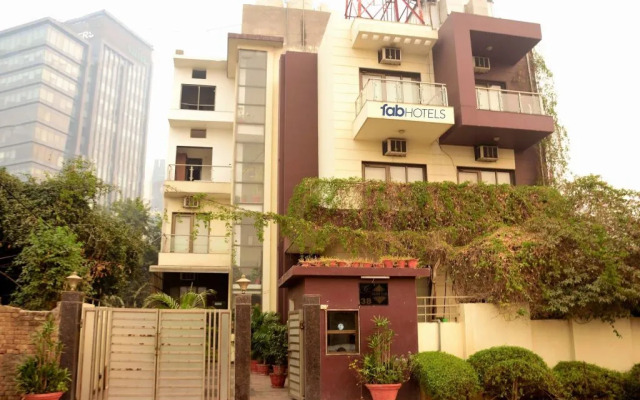 Cozy Inn by FabHotels