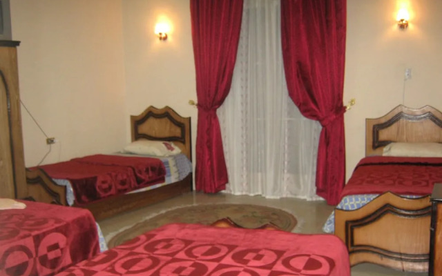 Great Alexander Hostel