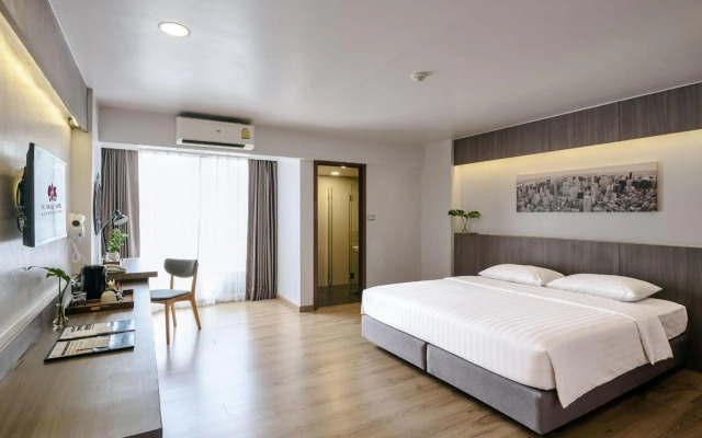 TK Palace Hotel & Convention