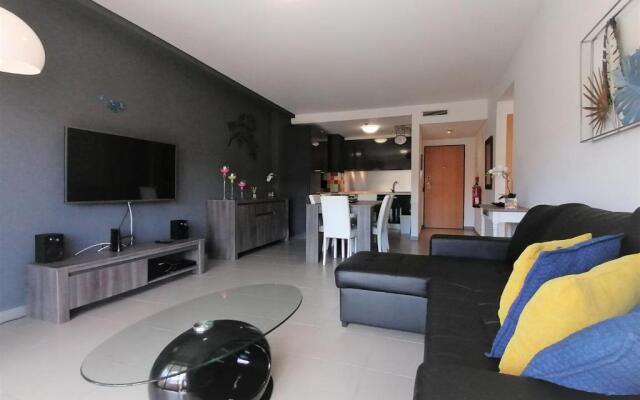 Paraiso Sol Rocha Luxurious beach apartment