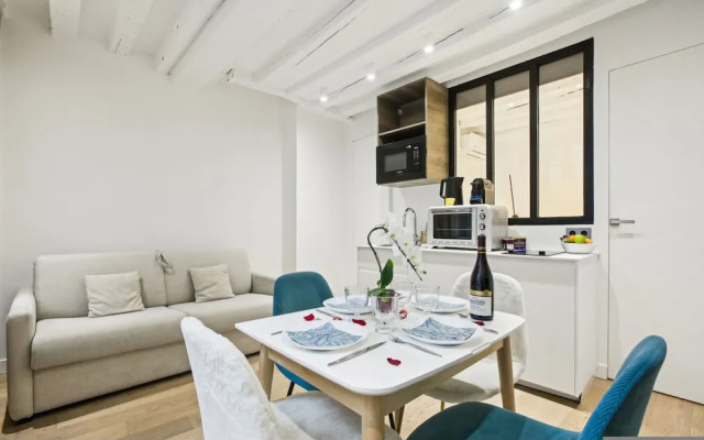 Lavie Maison AC Center of Paris