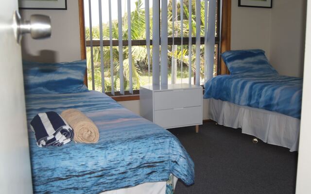 Rennies Beach House