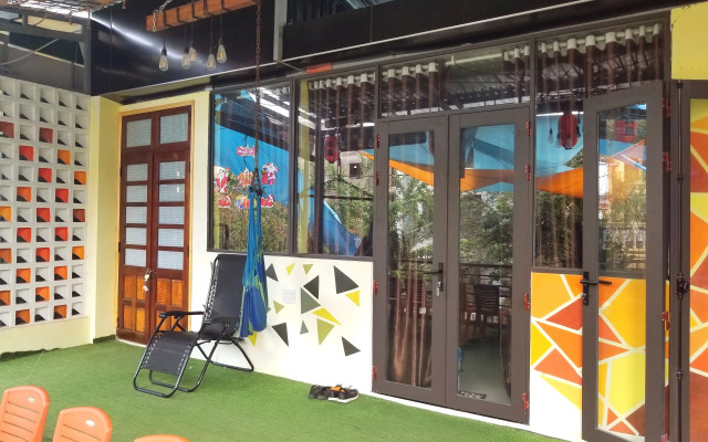 Codo Bee Capsule Garden - Hostel