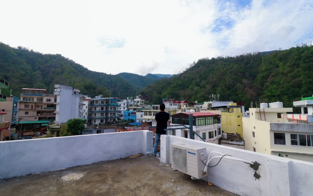 Manzil Hostel