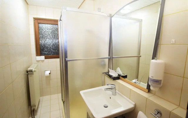 AB Apartment 129