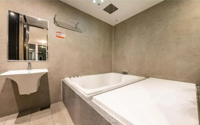 Idea Hotel