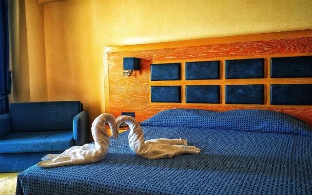 Aegean Blue Beach Hotel
