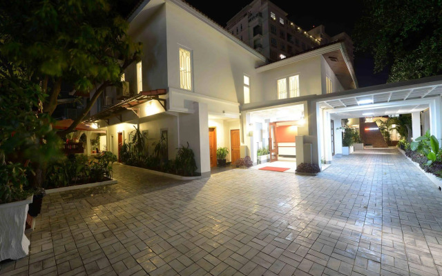 Skyline Boutique Hotel