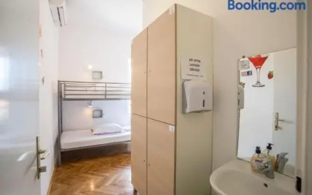 Downtown Hostel