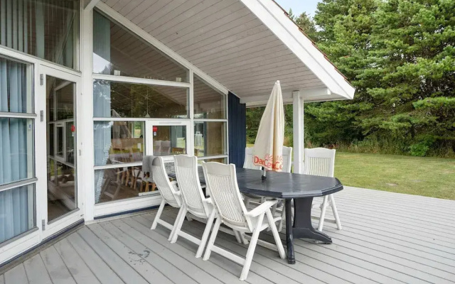 8 Person Holiday Home in Rodby-by Traum