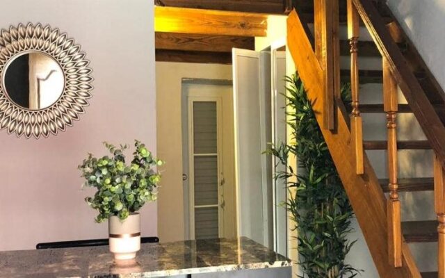Casa Luna Guest House