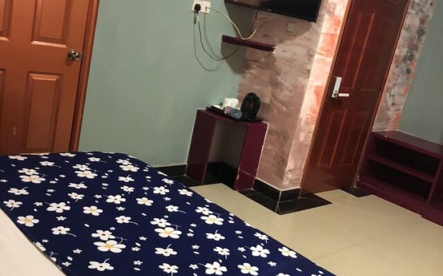 Royal Kamak Hotel