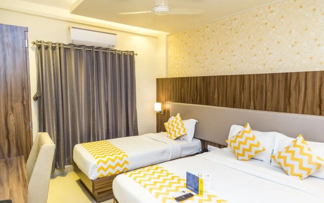 OYO 9682 Hotel Plaza Heights