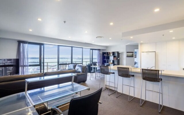 QV CBD 2 Bedroom with Wifi Parking - 972
