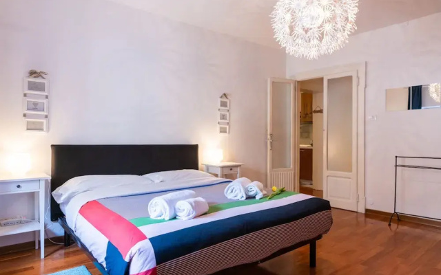 Τhe welcoming Rocchetto residence at 25m from P. Erbe