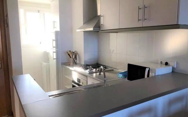 Acogedor apartamento frente al mar con piscina