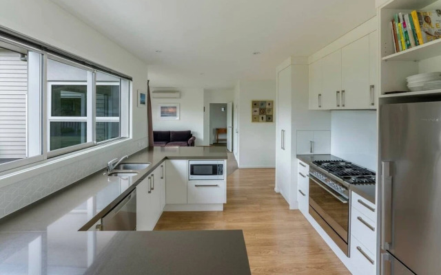 Light and Bright Large Family Home