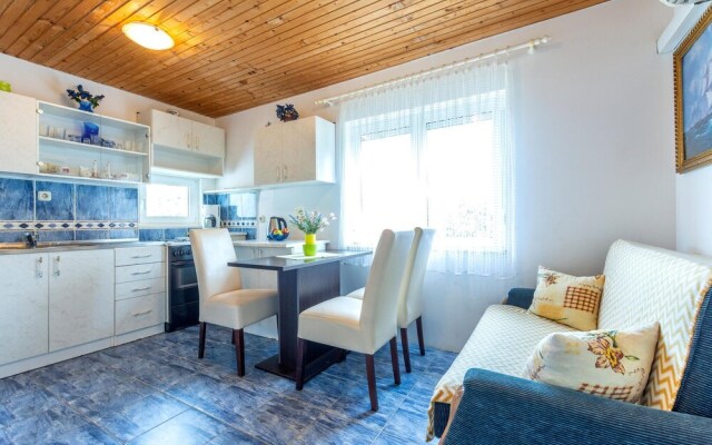 Awesome Home in Sevid With Wifi and 4 Bedrooms