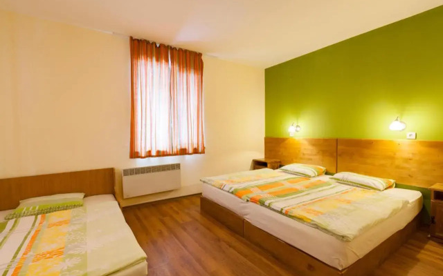 Sinia Vir Eco Residence