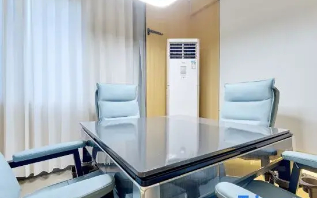 Manhuan Hotel