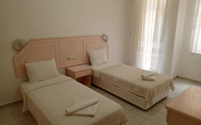 Pembe Kosk Apart Otel