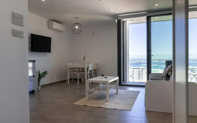 E1 Penthouse Studio-hosted by Sweetstay
