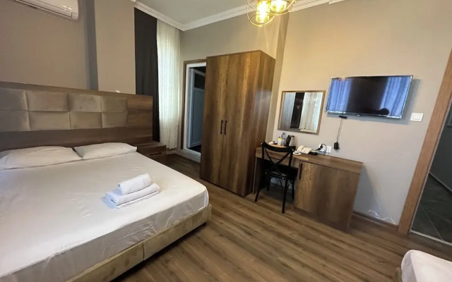 Karanfi̇l Hotel