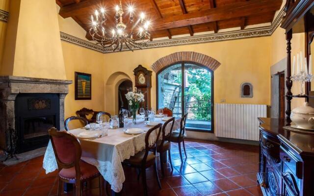 PIEVE DEL BORGO 6&2, Emma Villas