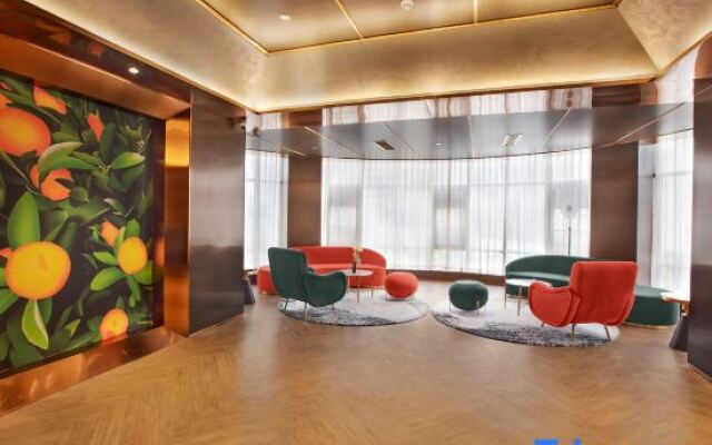 Orange Hotel (Wuhan Qingnian wansongyuan Road)