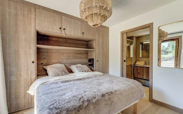 Ideal 3 Bedroom Apartment With 200m2 Garden