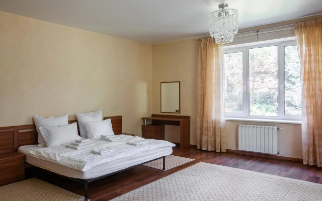 Дом Звезда 2000