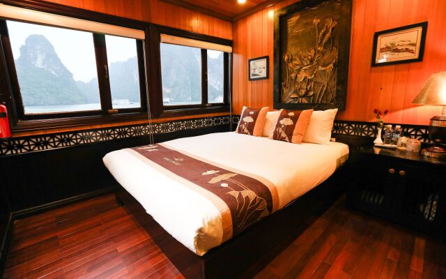 V'Spirit Cruises