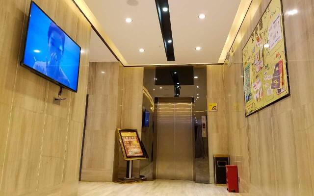 IU Hotels·Kunming Xishan Wanda Plaza Railway Station
