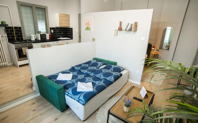 Z30 Studio In The City Center.